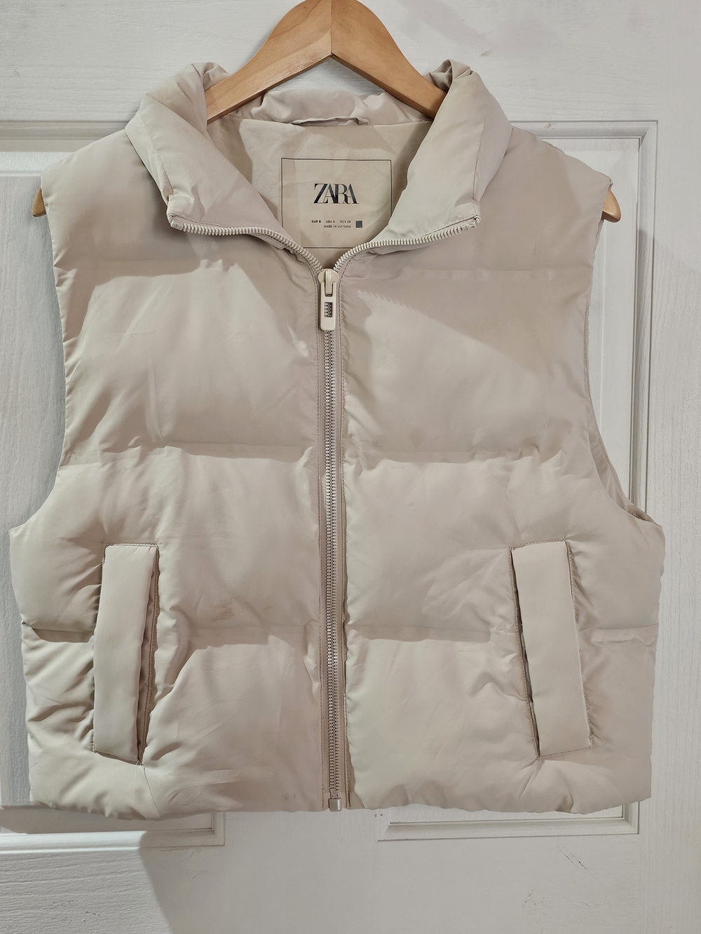 Zara Puffer Vest in Light Beige
